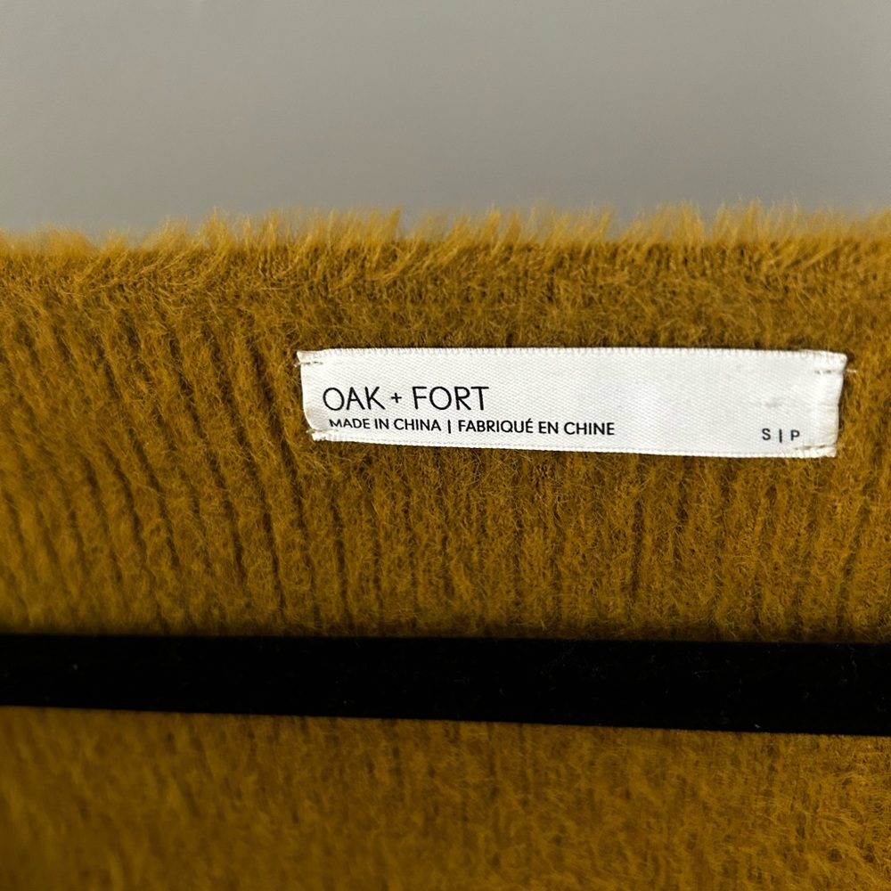 Oak + Fort knit top (size small) - Picture 3 of 6